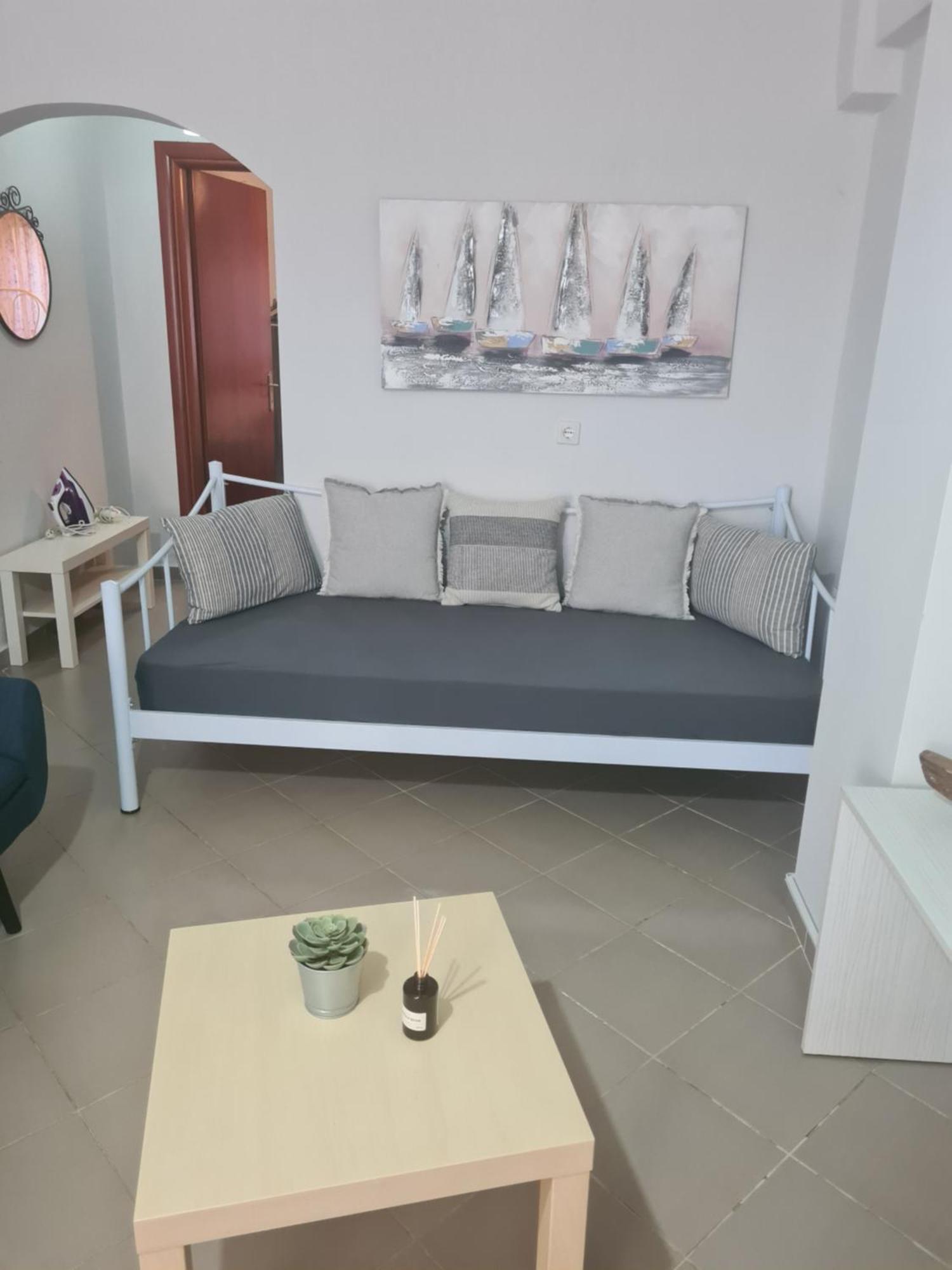 Makis Apartments Touzla Ofrínion Exterior foto
